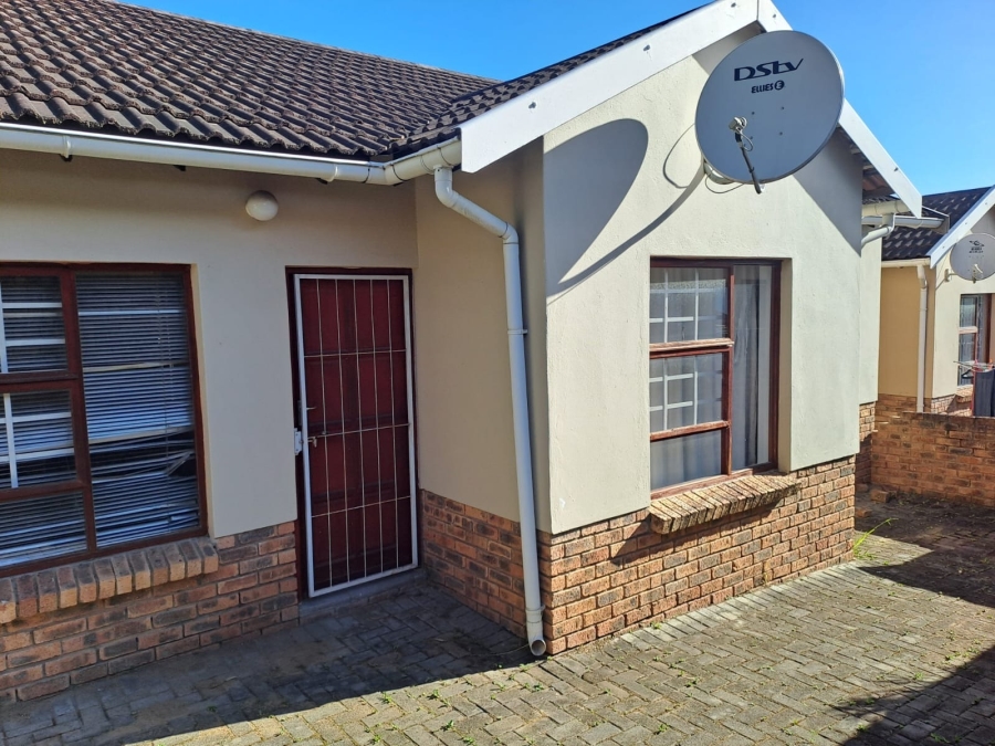 3 Bedroom Property for Sale in Nahoon Valley Park Eastern Cape